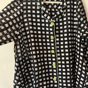 Ali Miles Black and White Geometric Blouse- worn once